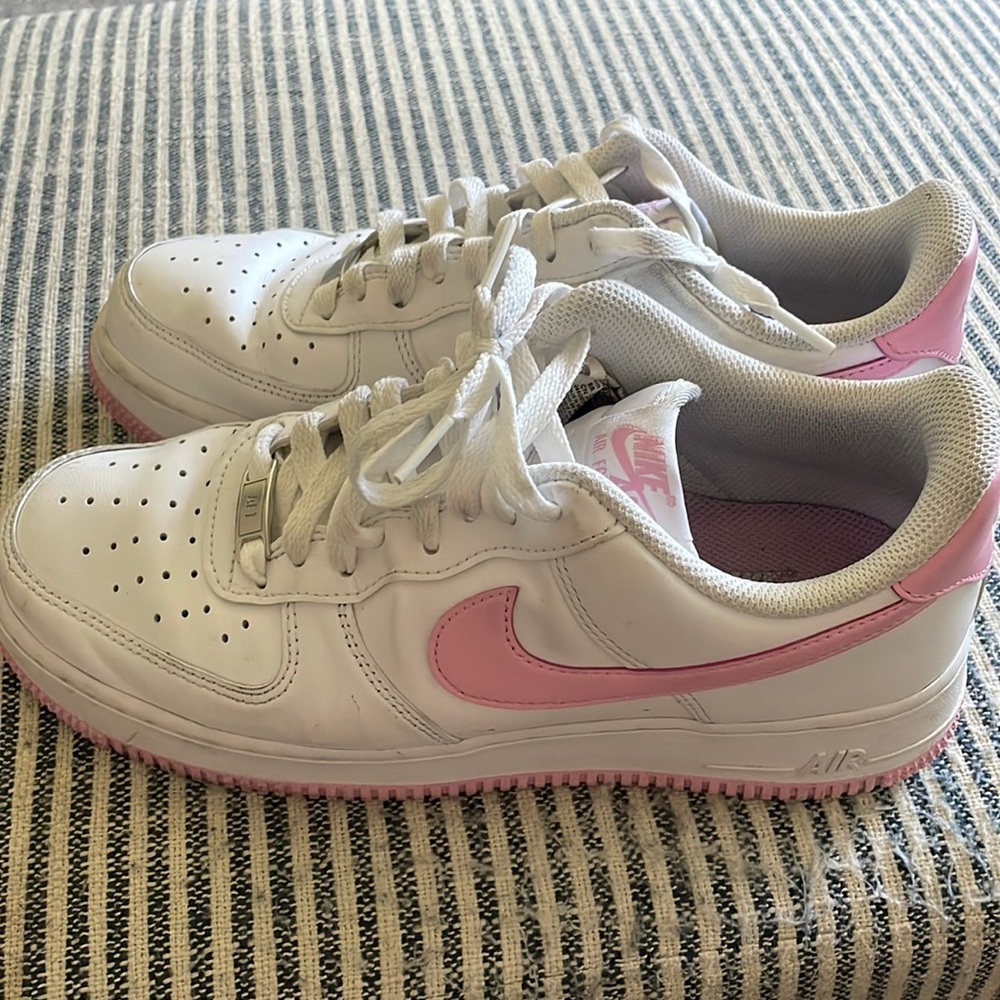 Pink Air Force 1